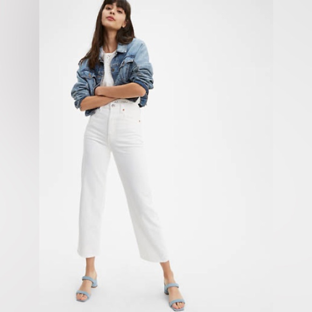 Levi’s Ribcage Ankle Jeans